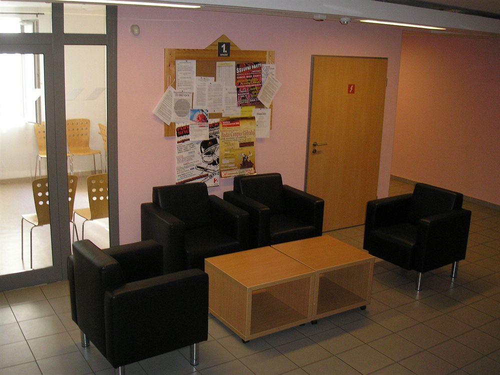 City Hostel Corvin Budapest Eksteriør billede